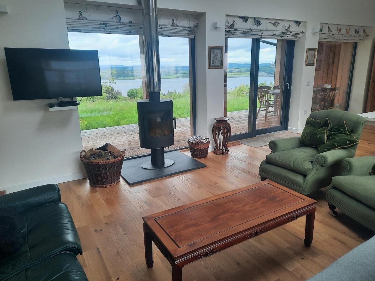 Carnmore Cottage Inverness Exterior photo